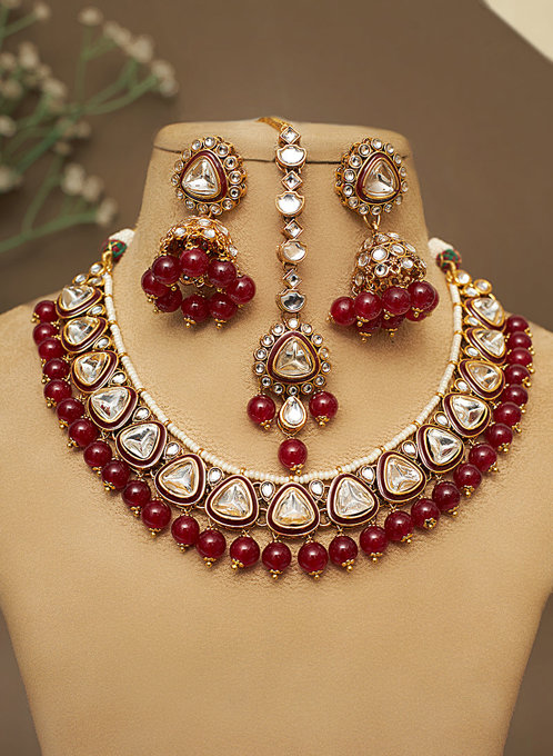Tejshri Necklace Set