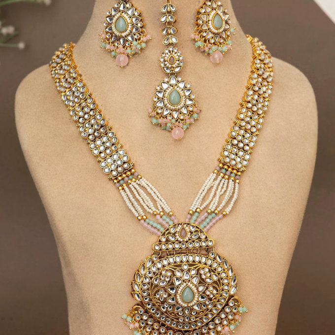 Bakulika Necklace Set