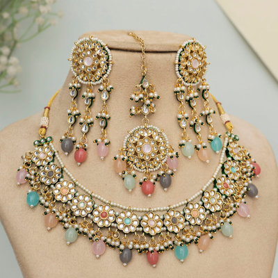 Urishilla Necklace