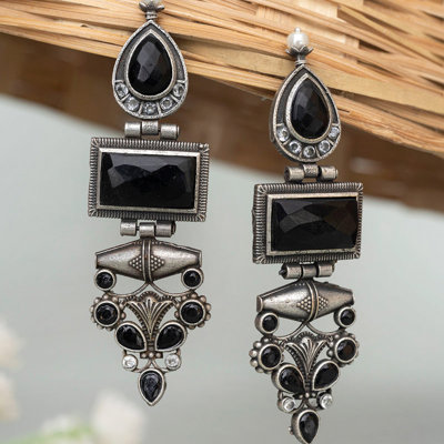 Taapsee Long Earring