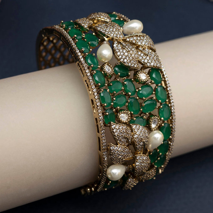 Tulsi Bangle Set