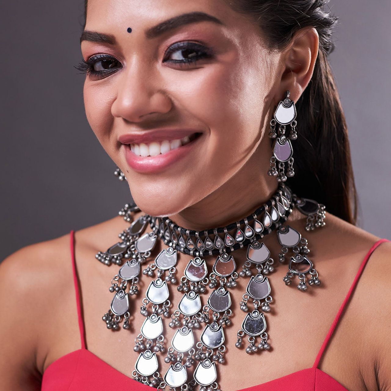 Limsha Mirror Choker